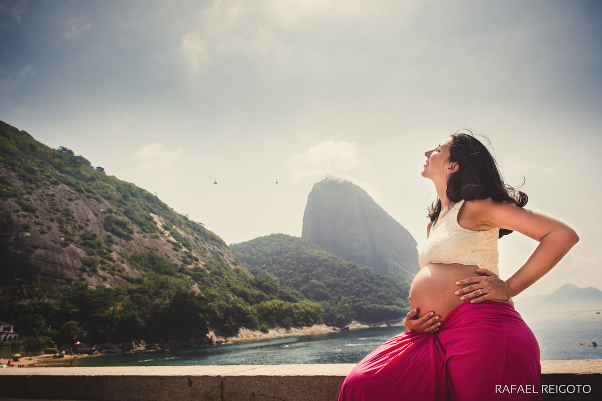 Ensaio de grávida da Marina com vista da Praia Vermelha e Pão de Açúcar, Urca, Rio de Janeiro-RJ