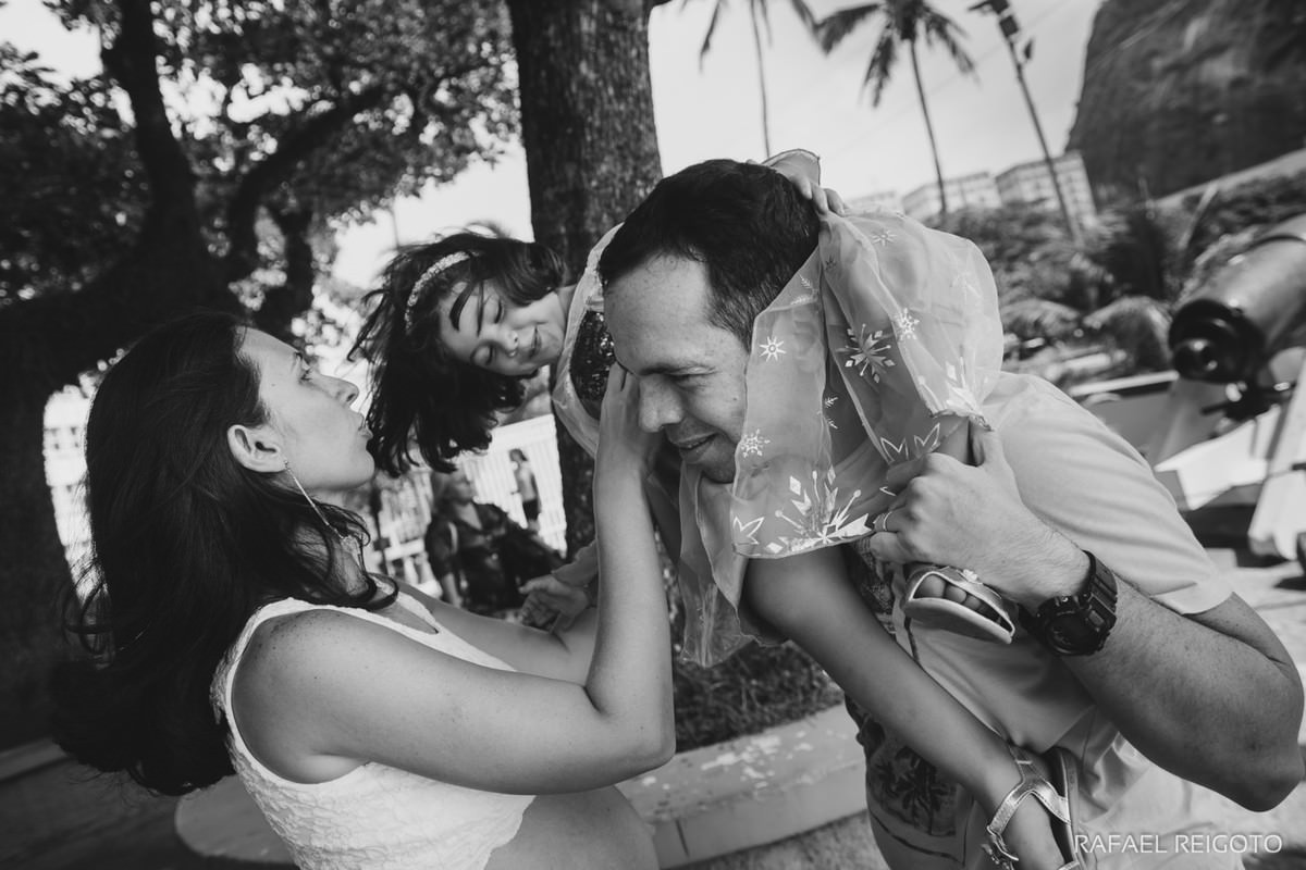 Laís fazendo arte no ensaio família, Urca, Rio de Janeiro-RJ