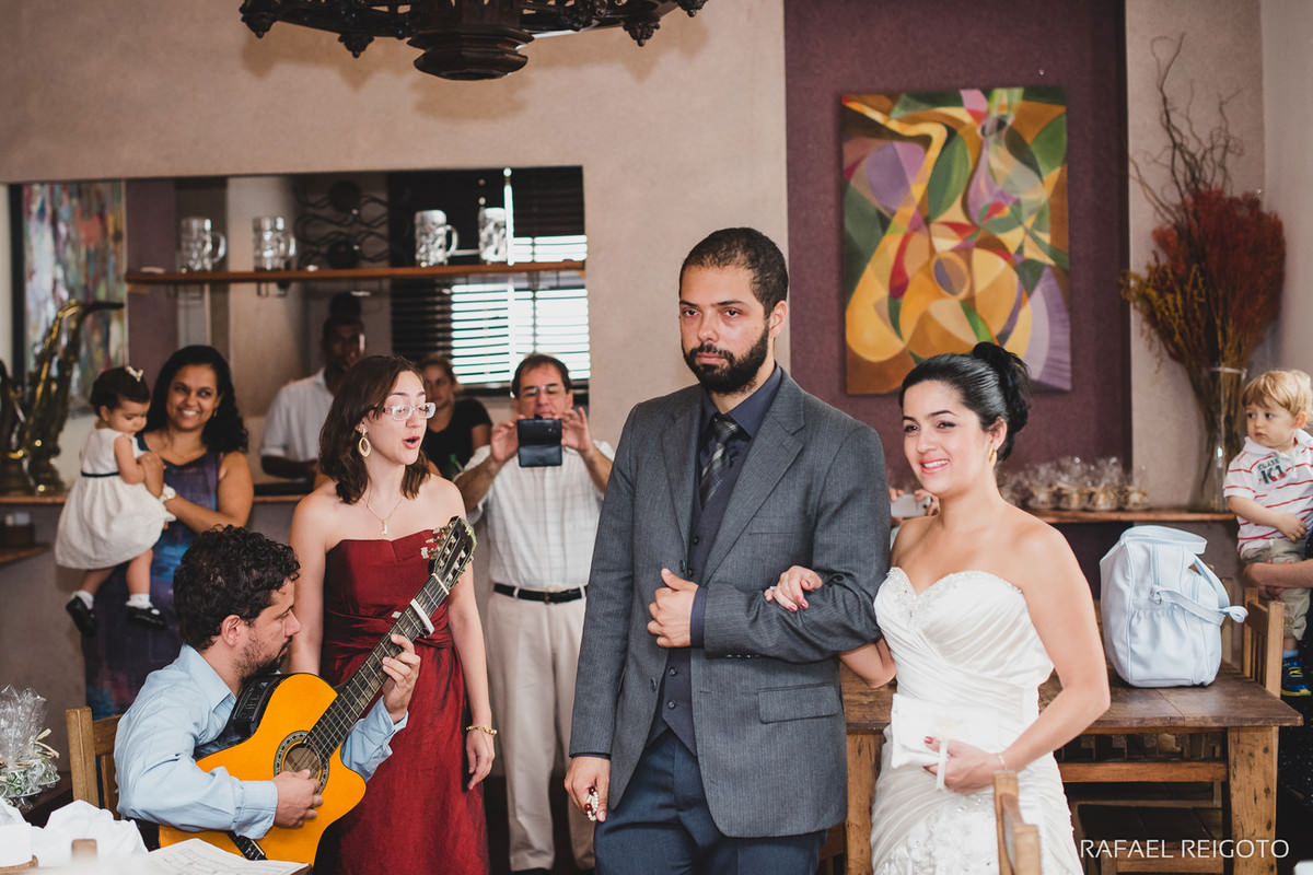 Celebração do Casamento budista do casal Beatriz e Roger no Drink Café Humaitá, Humaitá, Rio de Janeiro-RJ