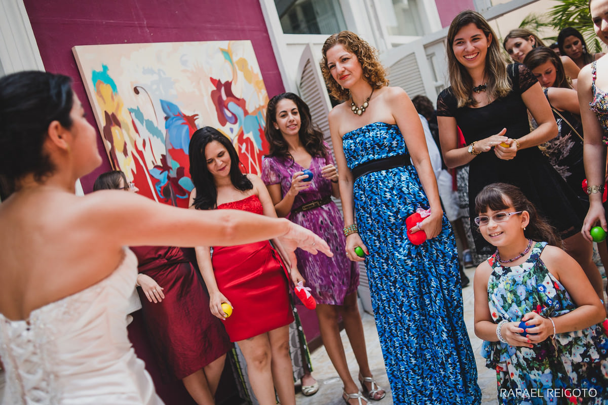 Convidados no Brunch de comemoração do casamento budista de Beatriz e Roger no Drink Café Humaitá, Humaitá, Rio de Janeiro-RJ.
