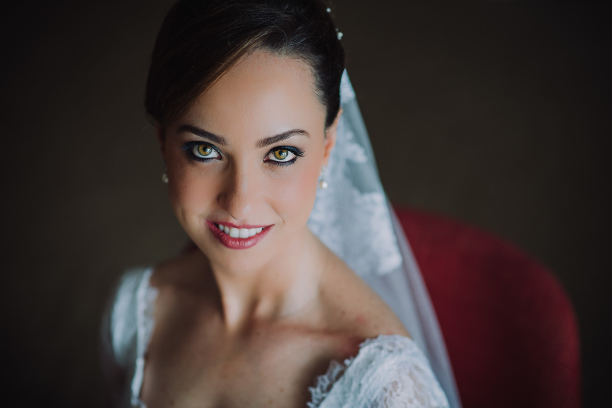 Linda foto de rosto no making of da noiva Luana no Hotel Sheraton, Leblon, Rio de Janeiro-RJ