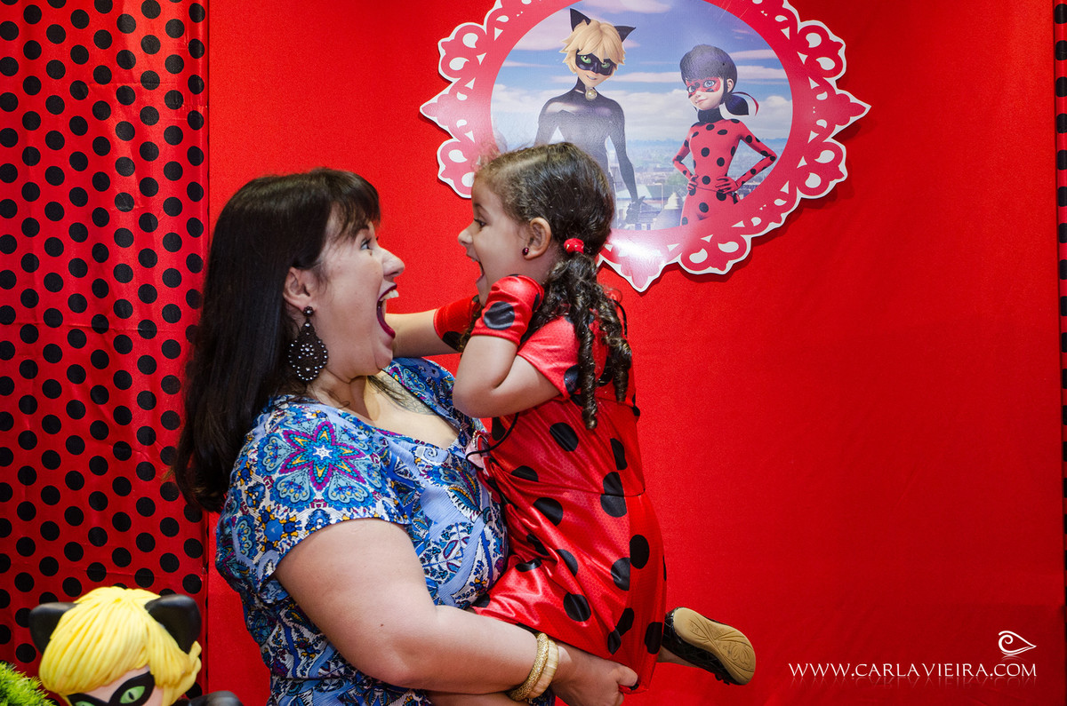 Festa Infantil; Lady Bug; Fotógrafa de Família; Carla Vieira Fotografia