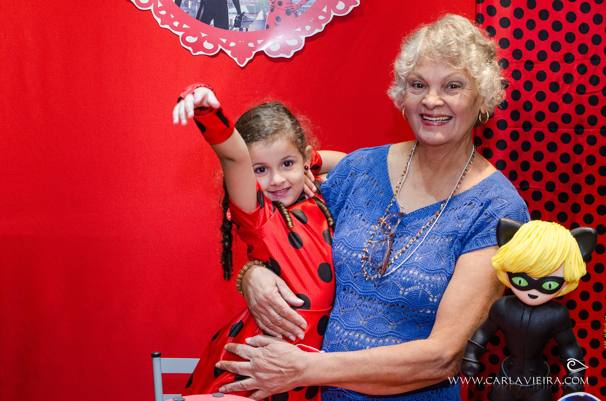 Festa Infantil; Lady Bug; Fotógrafa de Família; Carla Vieira Fotografia