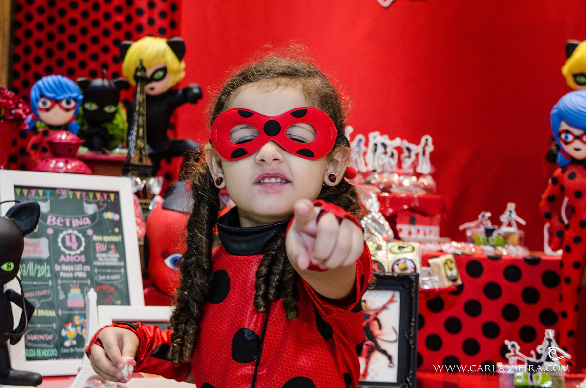 Festa Infantil; Lady Bug; Fotógrafa de Família; Carla Vieira Fotografia