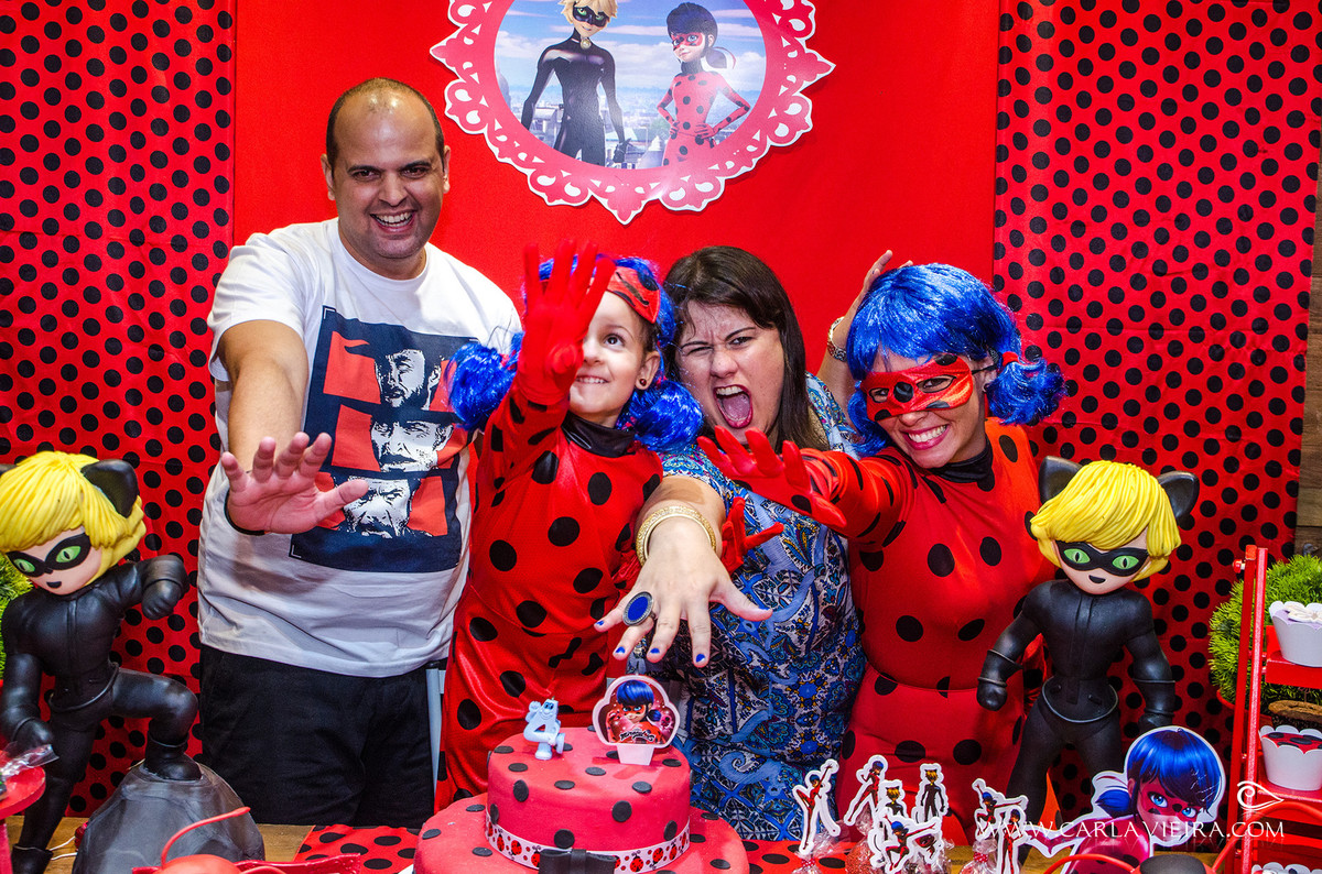 Festa Infantil; Lady Bug; Fotógrafa de Família; Carla Vieira Fotografia