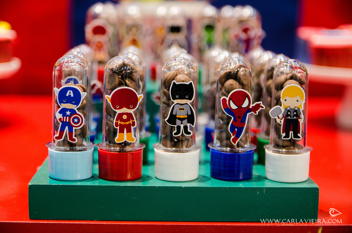 Festa Infantil; Liga da Justiça; Hulk; Homem de Ferro; Homem Aranha; Capitão América; festa de menino; Carla Vieira Fotografia