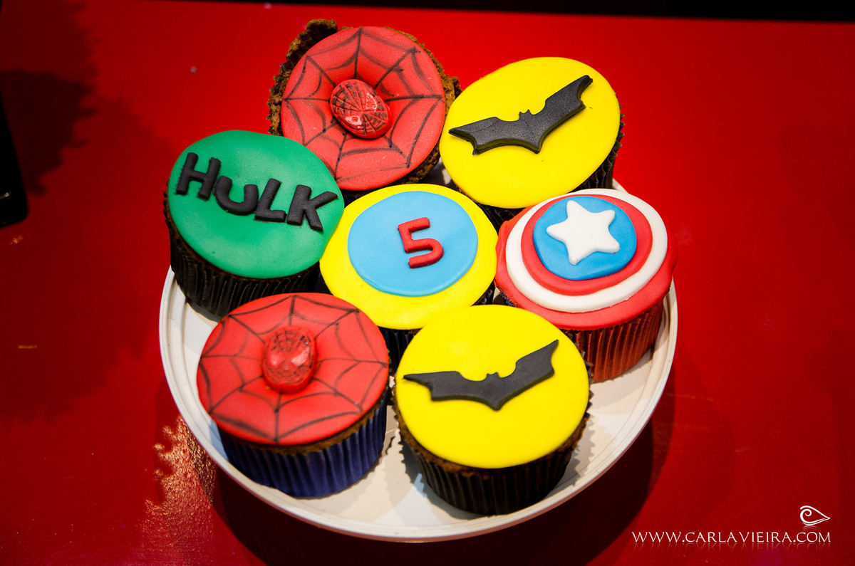 Festa Infantil; Liga da Justiça; Hulk; Homem de Ferro; Homem Aranha; Capitão América; festa de menino; Carla Vieira Fotografia