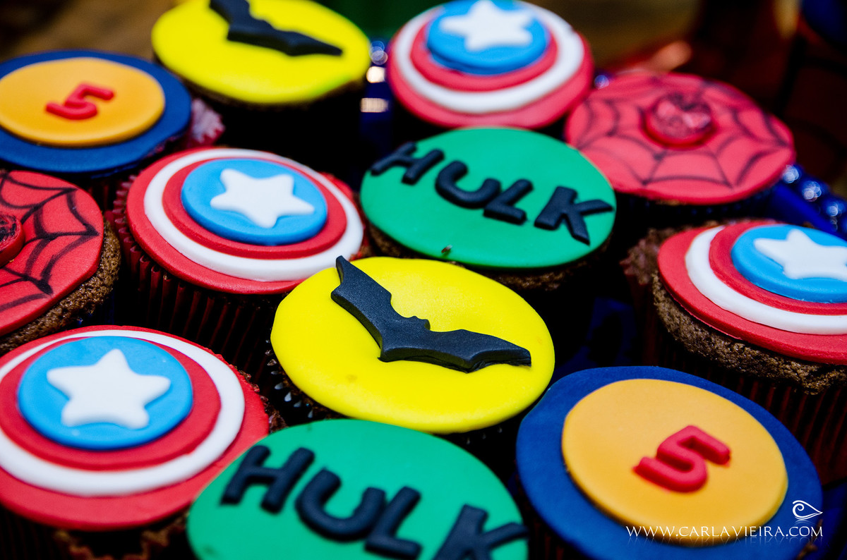 Festa Infantil; Liga da Justiça; Hulk; Homem de Ferro; Homem Aranha; Capitão América; festa de menino; Carla Vieira Fotografia