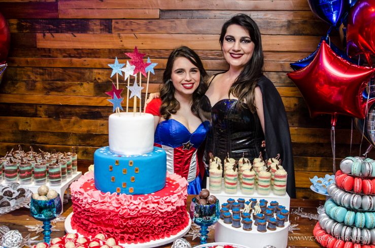 15 anos. debutante, festa a fantasia, mulher de ferro, homem de ferro, festa temática