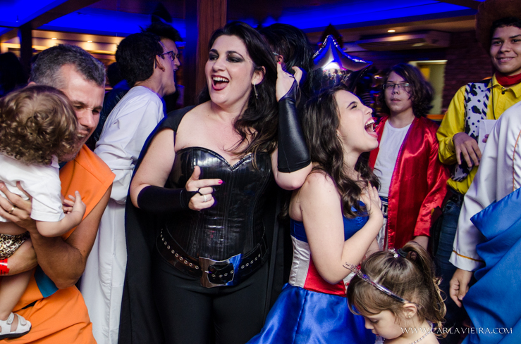 15 anos. debutante, festa a fantasia, mulher de ferro, homem de ferro, festa temática