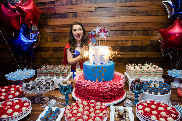 15 anos. debutante, festa a fantasia, mulher de ferro, homem de ferro, festa temática