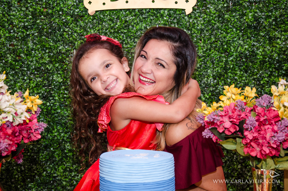 Festa Infantil; aniversário infantil; fotografia de festa infantil; festa elena avalor; elena de avalor; tema de festa; carla vieira fotografia; fotografa carla vieira