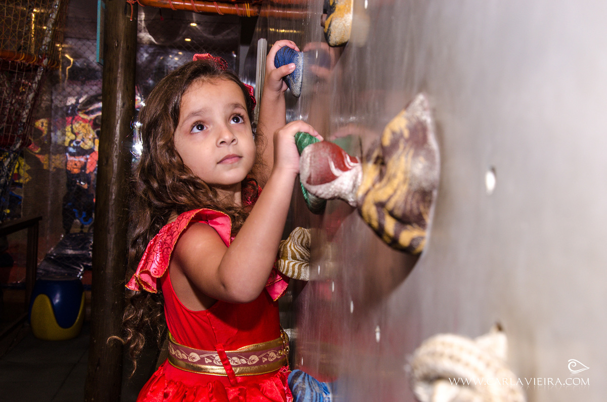 Festa Infantil; aniversário infantil; fotografia de festa infantil; festa elena avalor; elena de avalor; tema de festa; carla vieira fotografia; fotografa carla vieira