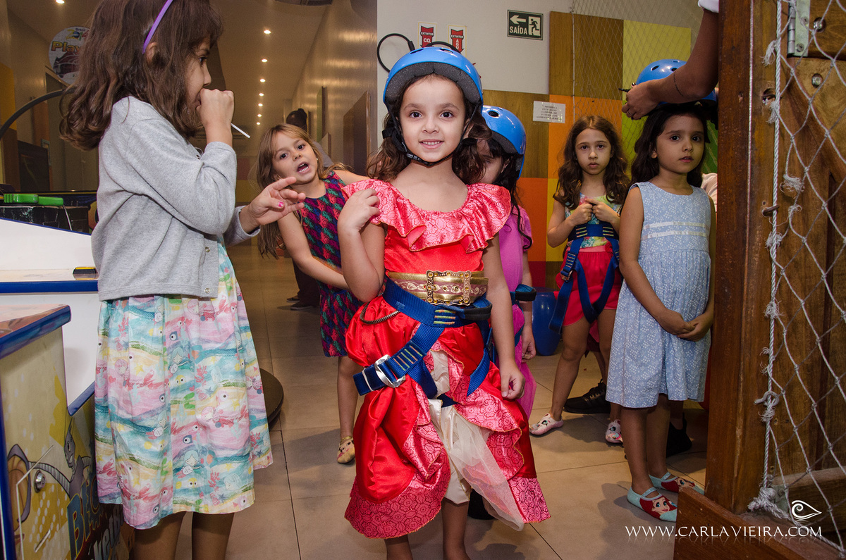 Festa Infantil; aniversário infantil; fotografia de festa infantil; festa elena avalor; elena de avalor; tema de festa; carla vieira fotografia; fotografa carla vieira