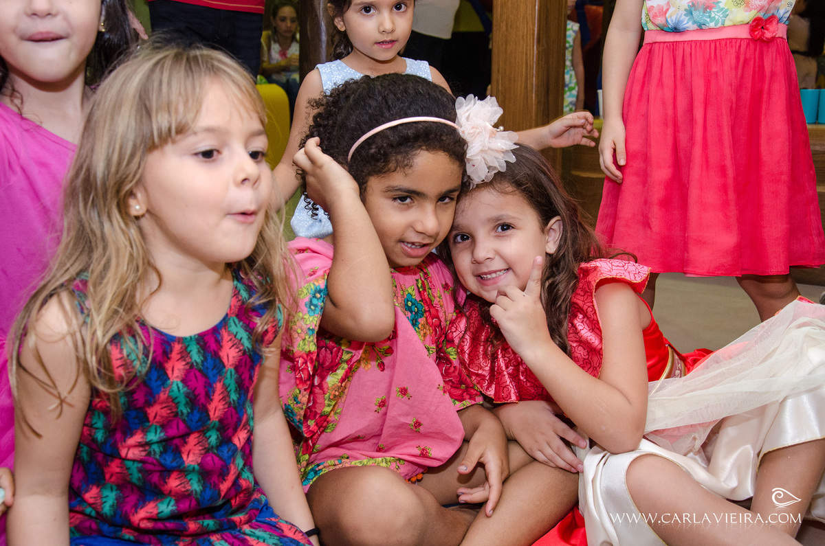 Festa Infantil; aniversário infantil; fotografia de festa infantil; festa elena avalor; elena de avalor; tema de festa; carla vieira fotografia; fotografa carla vieira