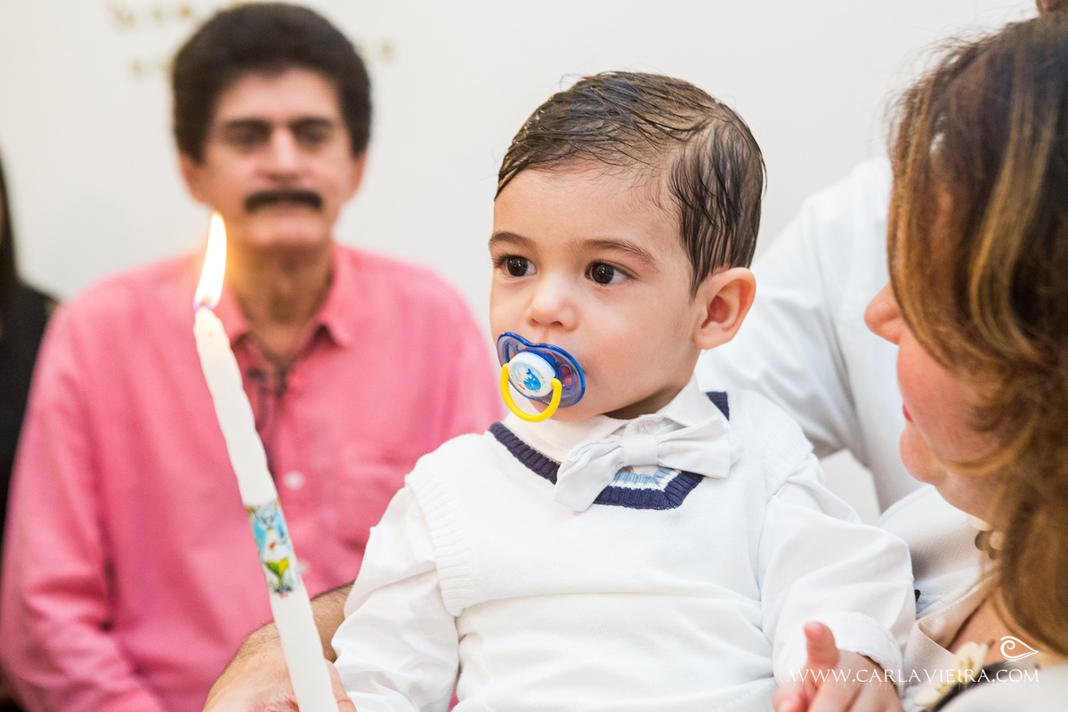 Batizado; Batismo; foto de batizado; paróquia santíssima trindade. paroquia no flamengo; carla vieira fotografia; fotógrafa Carla Vieira