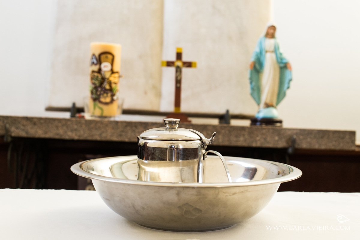 Batizado; Batismo; foto de batizado; paróquia santíssima trindade. paroquia no flamengo; carla vieira fotografia; fotógrafa Carla Vieira