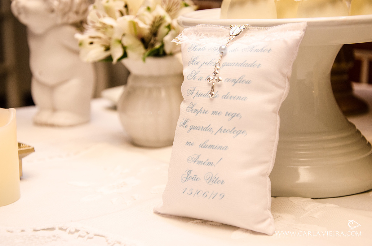 Batizado; Batismo; foto de batizado; paróquia santíssima trindade. paroquia no flamengo; carla vieira fotografia; fotógrafa Carla Vieira