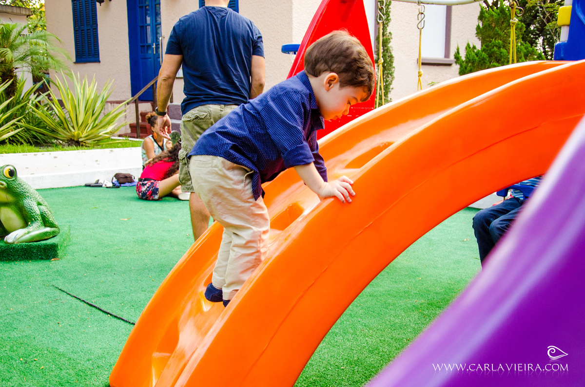 João Vítor - 2 anos; festa infantil; aniversário;  tema avião; festa no play; carla vieira fotografia