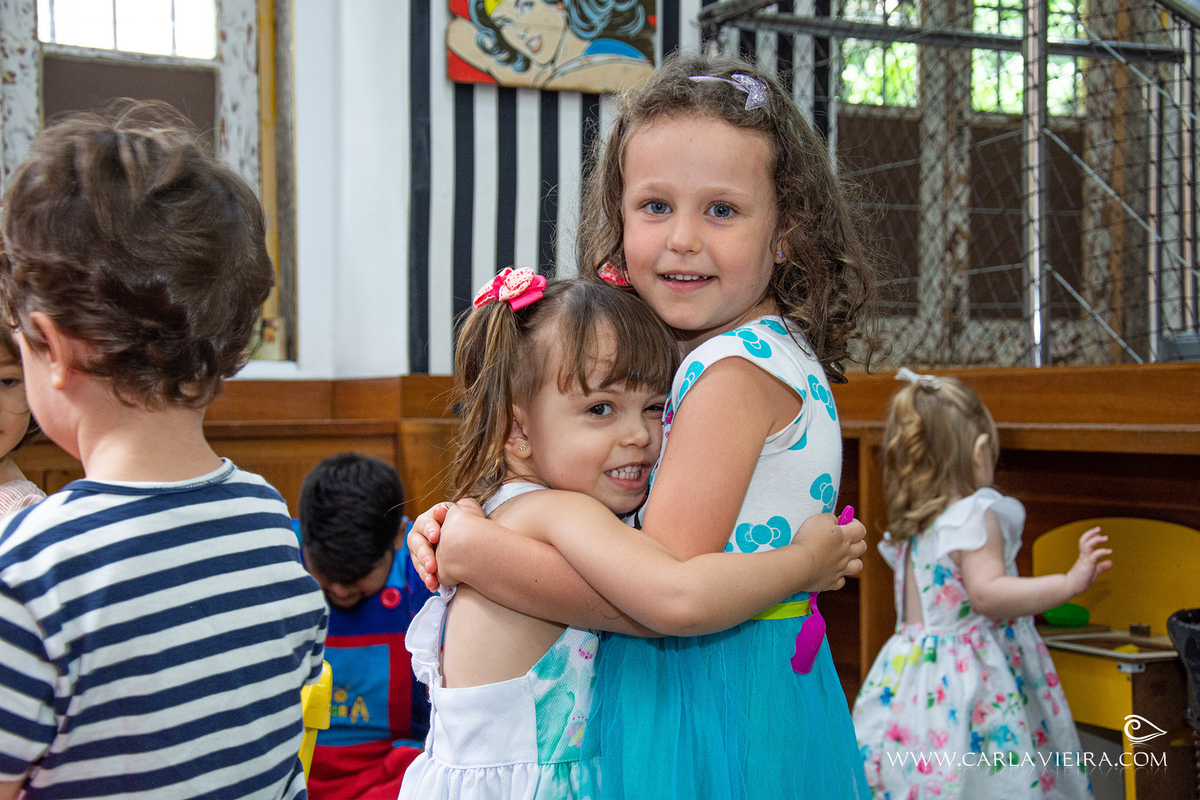 Festa de primas
festa dupla; dois irmãos; festa de primos; festa de gêmeos; tema minie; carla vieira fotografia