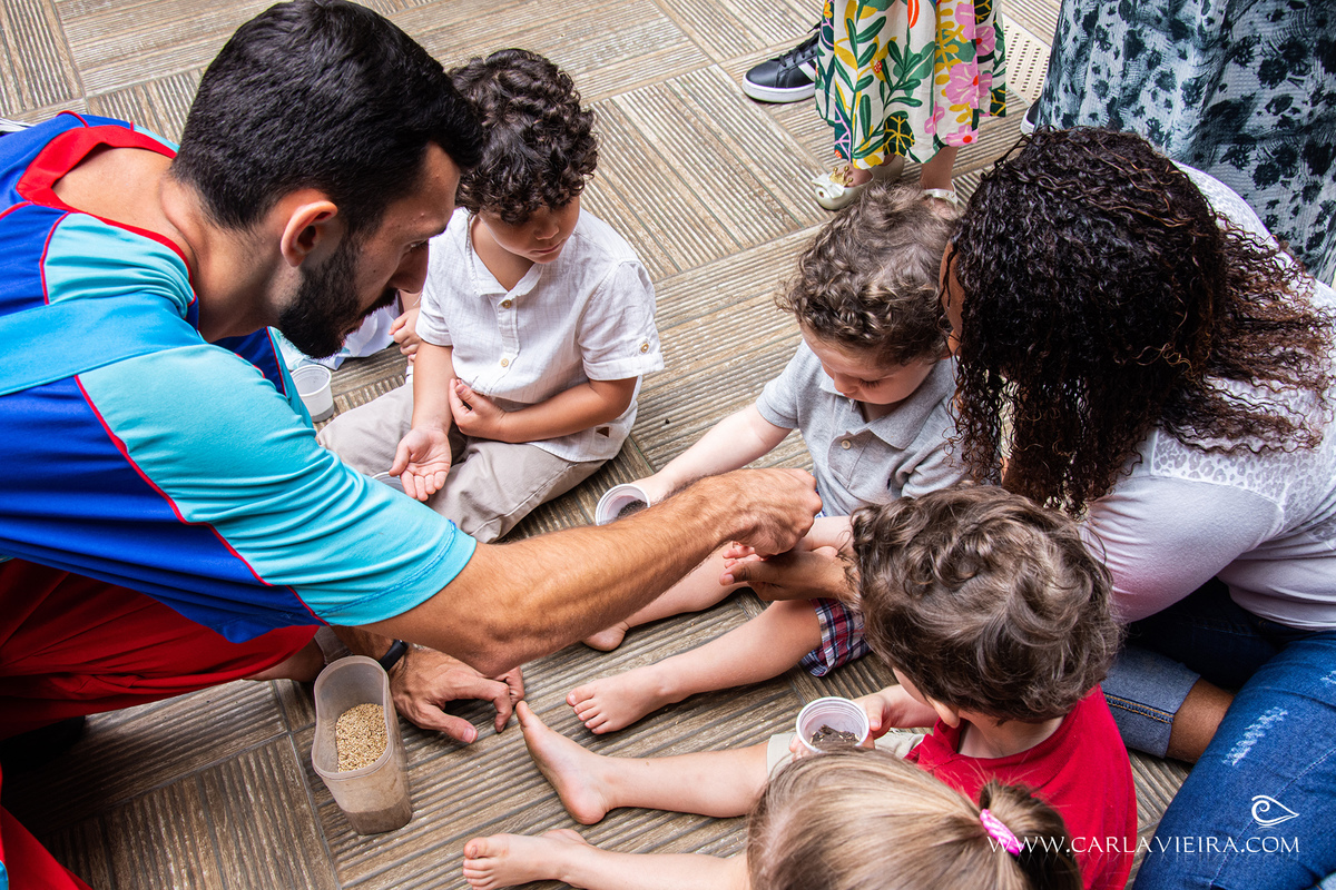 Festa de primas
festa dupla; dois irmãos; festa de primos; festa de gêmeos; tema minie; carla vieira fotografia