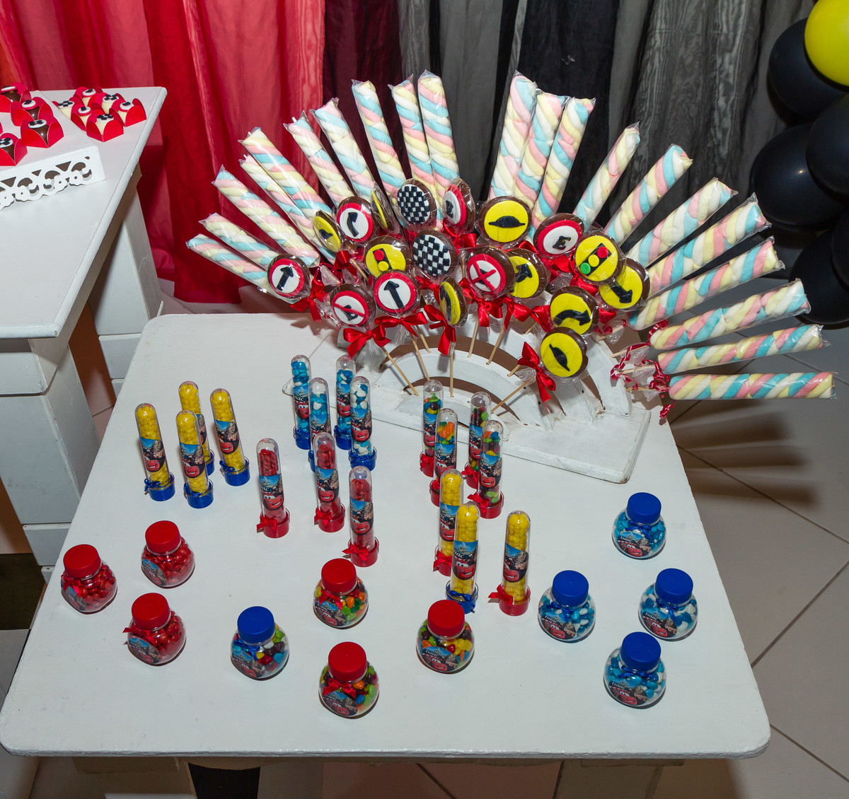 Lembranças personalizadas Tema Carros pelo fotógrafo Douglas Maia