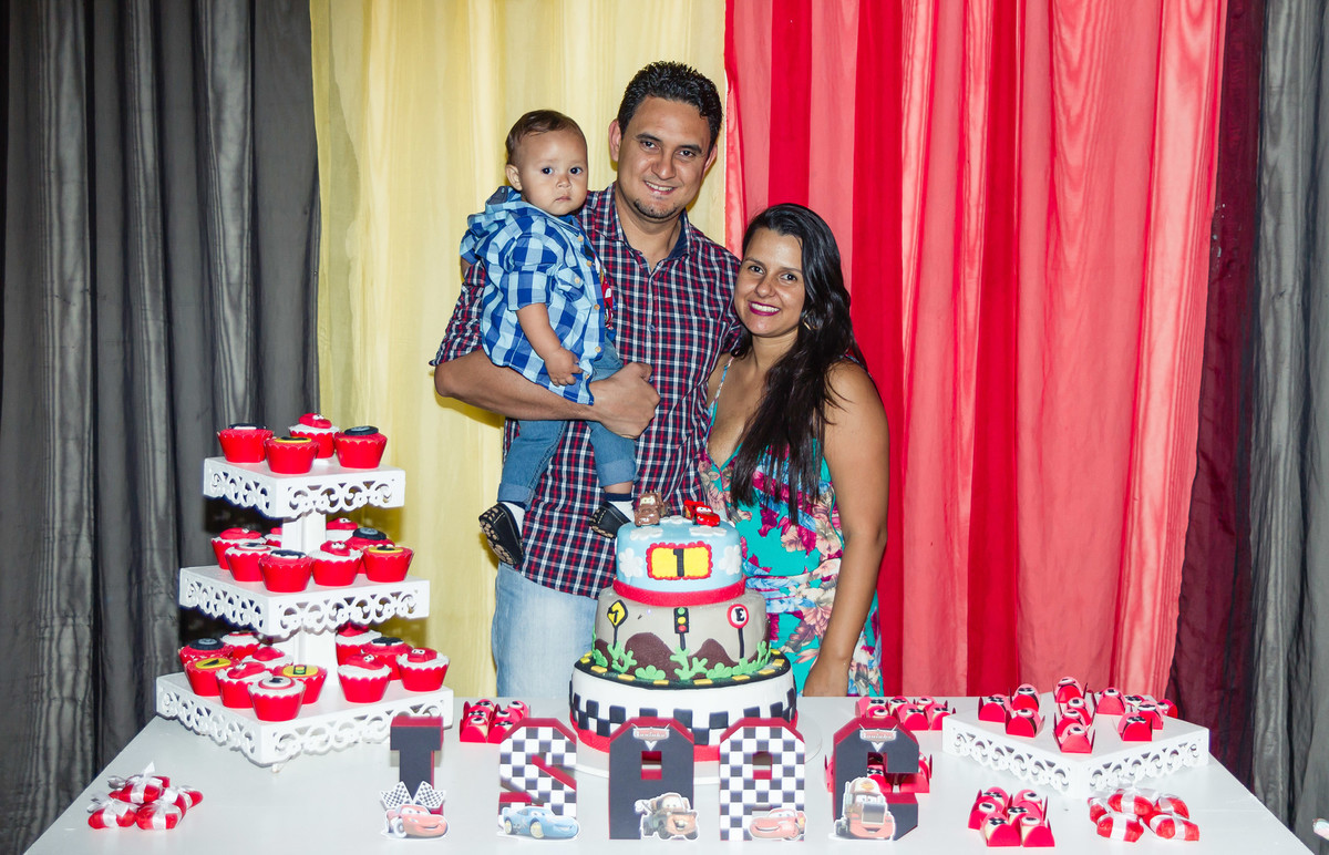 Isaac e seus pais pelo fotógrafo Douglas Maia