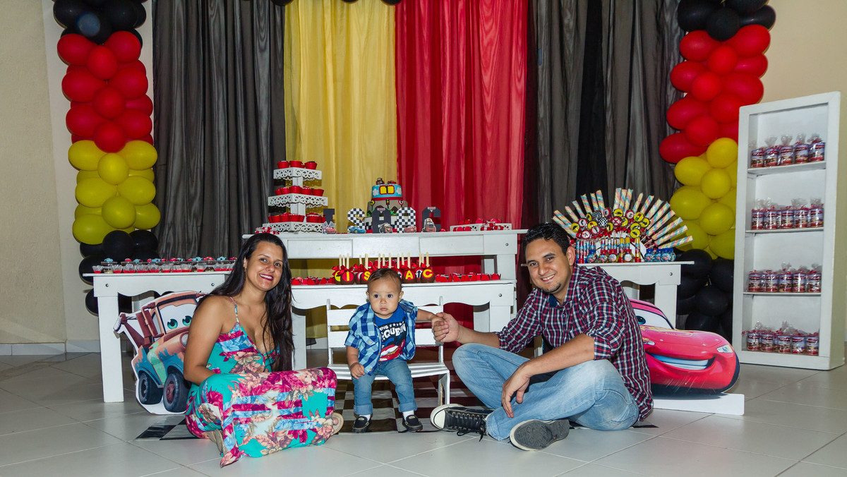 Carinho da família  pelo fotógrafo Douglas Maia