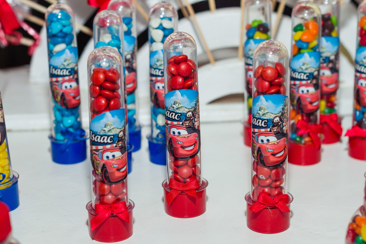 Scrapbook Tubete com confete Tema Carros pelo fotógrafo Douglas Maia