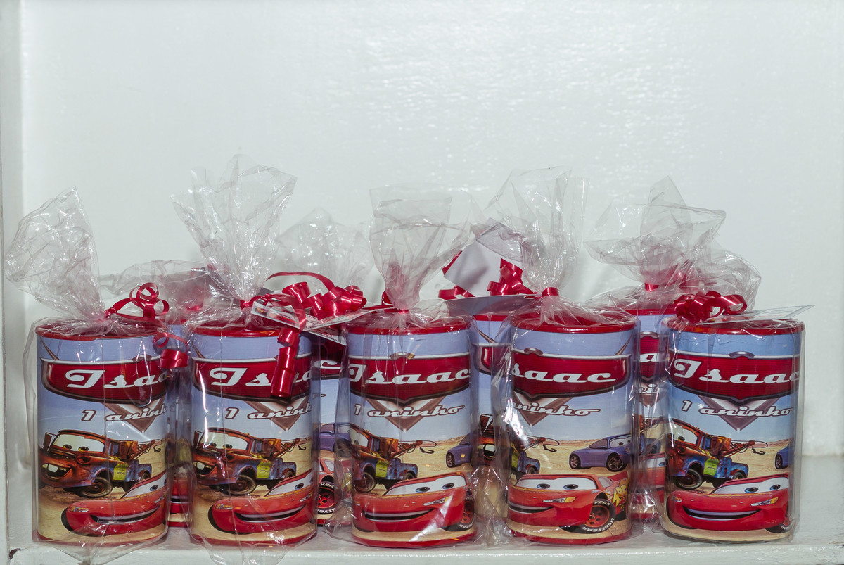 Lembrancinhas personalizadas Tema Carros pelo fotógrafo Douglas Maia