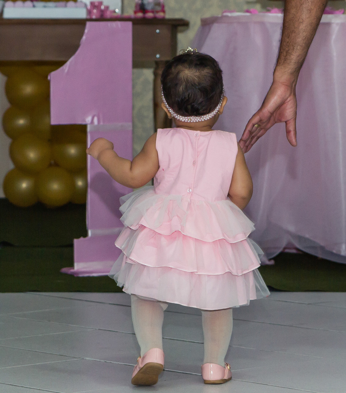 Lu de costas pelo fotógrafo Douglas Maia