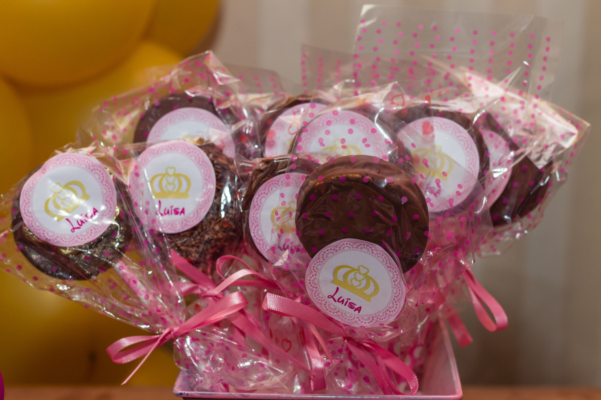 Pirulito de chocolate Tema Princesa pelo fotógrafo Douglas Maia