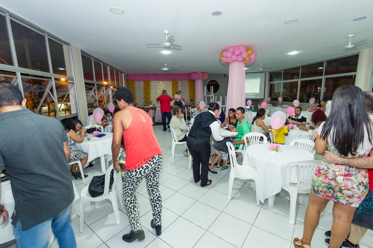 Convidados na festa da Luísa pelo fotógrafo Douglas Maia