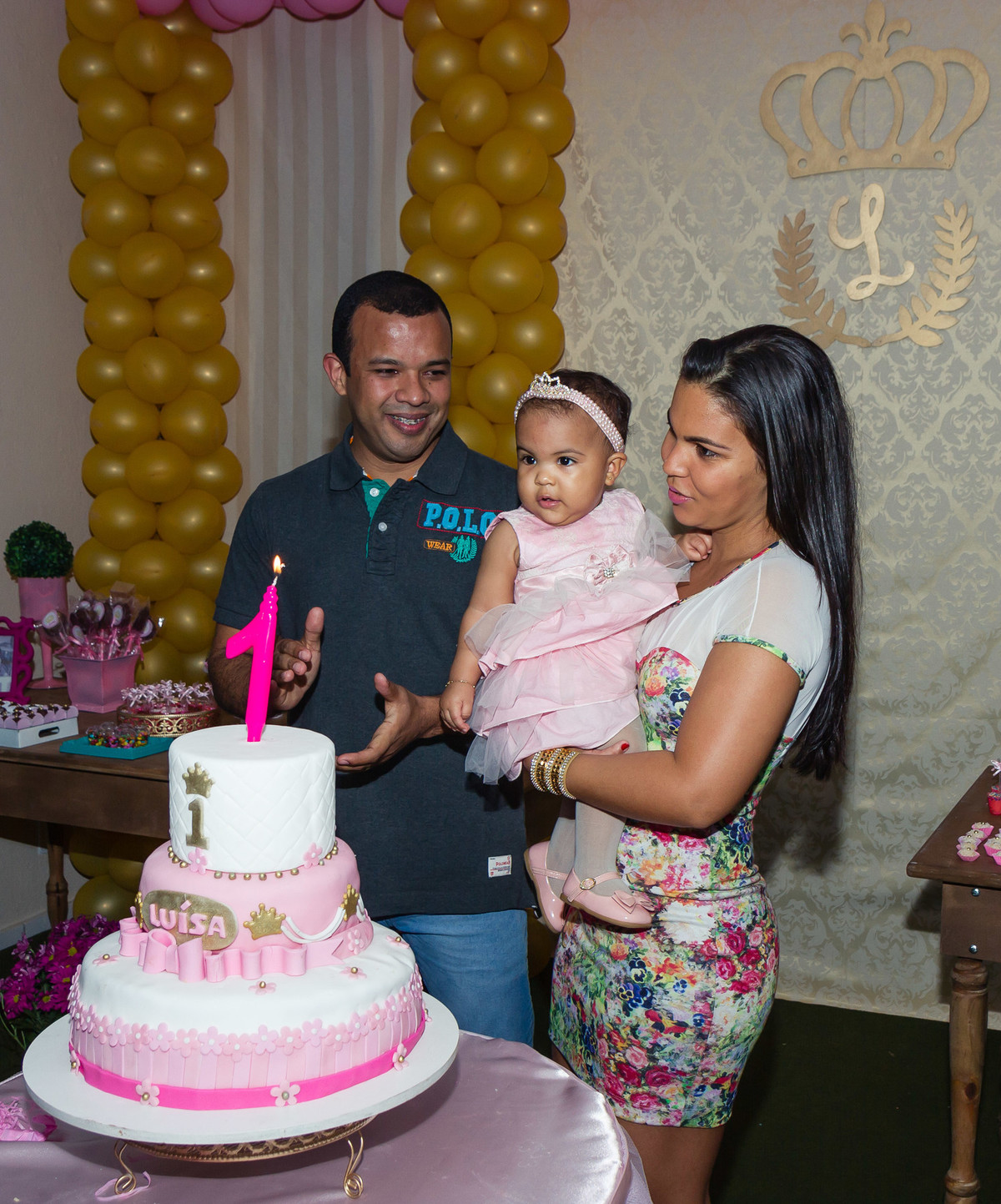 Papai canta parabéns pelo fotógrafo Douglas Maia