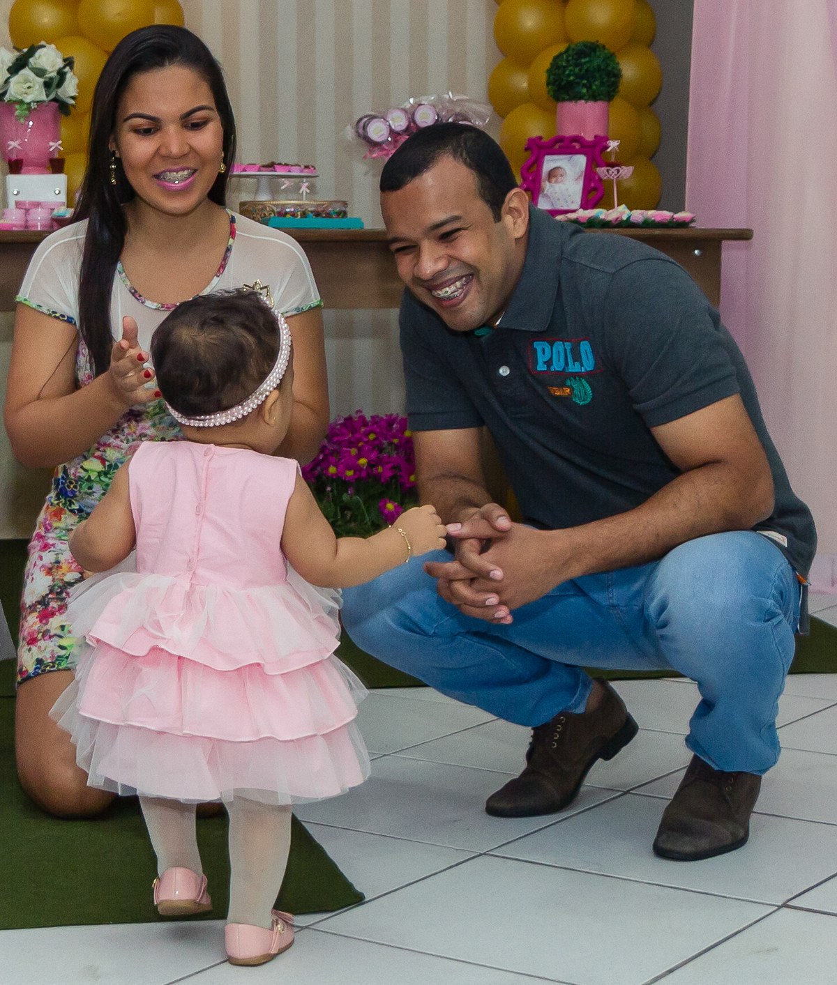 Papai sorri para Luisa pelo fotógrafo Douglas Maia