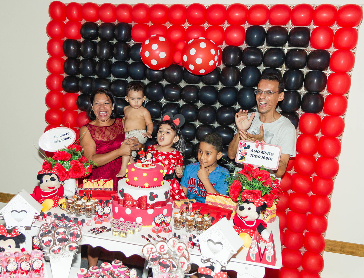 Assoprando as velas pelo fotógrafo Douglas Maia