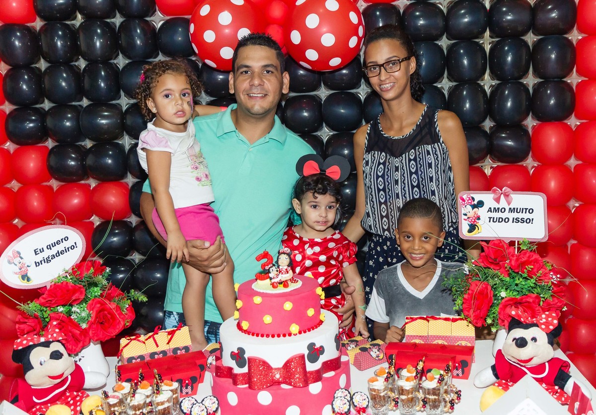 Helena e família amiga pelo fotógrafo Douglas Maia