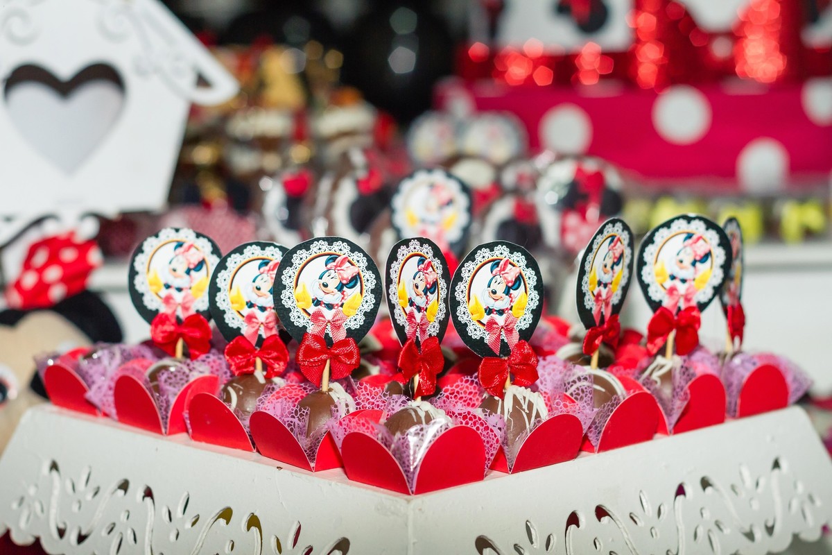 Bombons Tema Minnie pelo fotógrafo Douglas Maia
