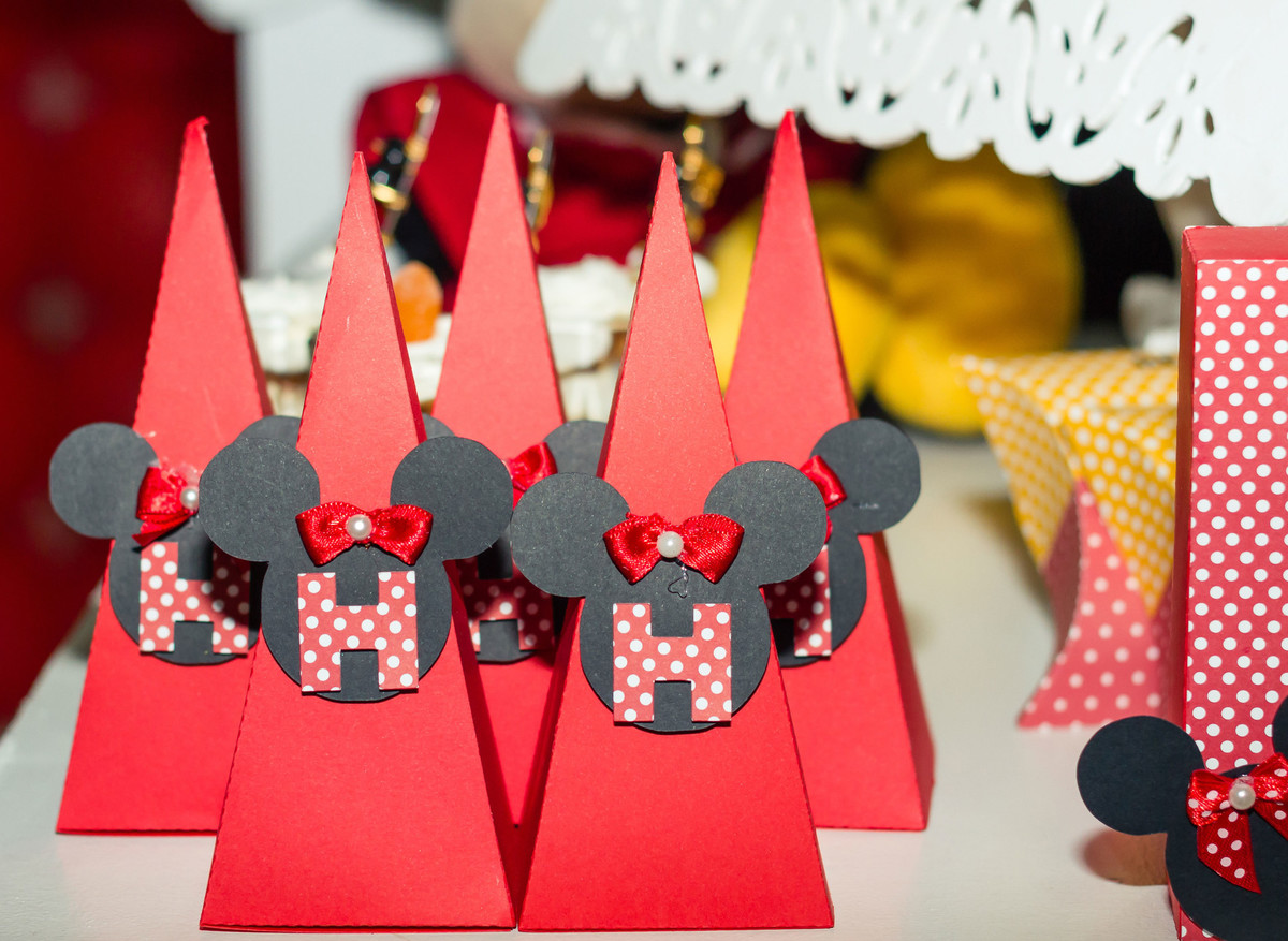 Scrapbook cone Tema Minnie pelo fotógrafo Douglas Maia