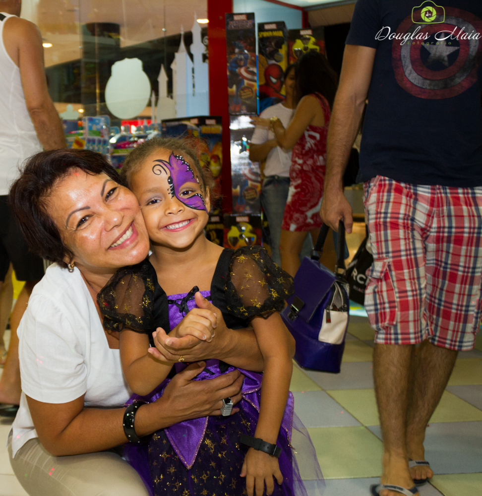 Convidadas felizes pelo fotógrafo Douglas Maia