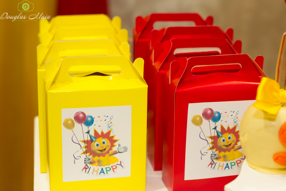 Lembrancinhas do Solzinho pelo fotógrafo Douglas Maia