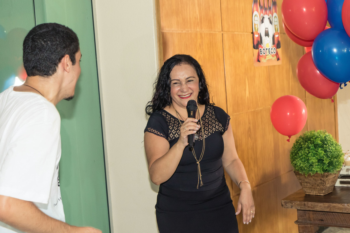 Mãe falando pelo fotógrafo Douglas Maia