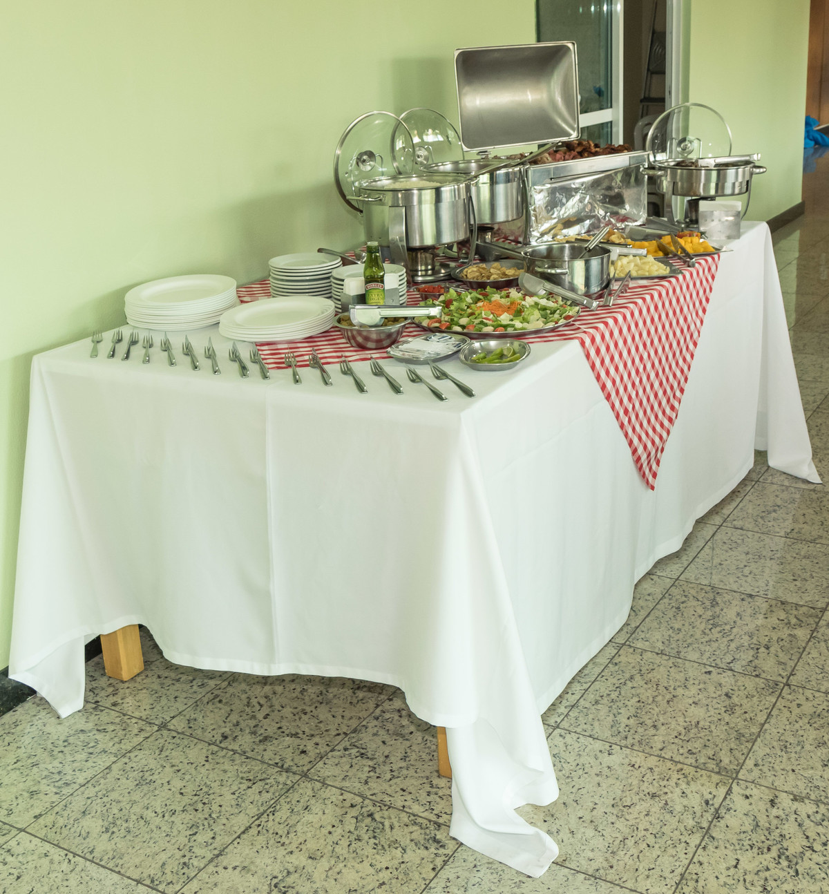 Mesa do almoço pelo fotógrafo Douglas Maia