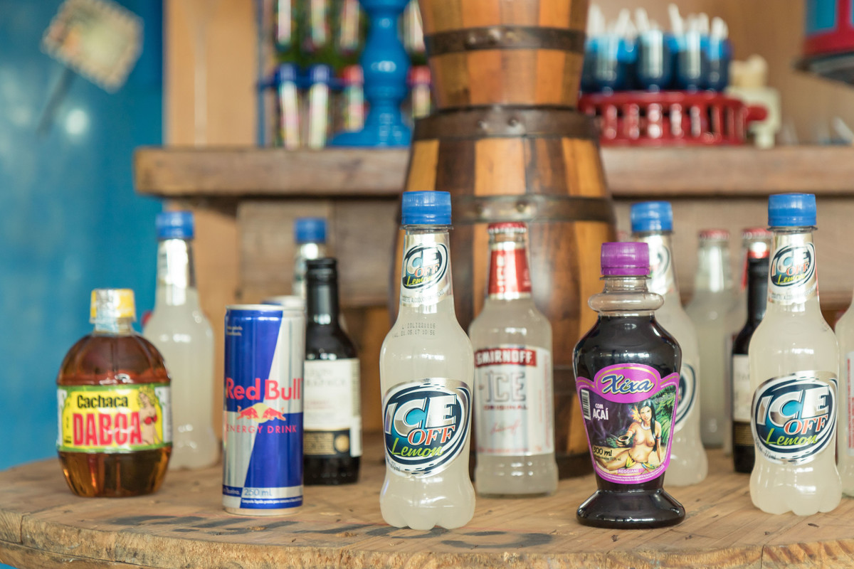 Bebidas na decoração Tema Roda de Boteco pelo fotógrafo Douglas Maia