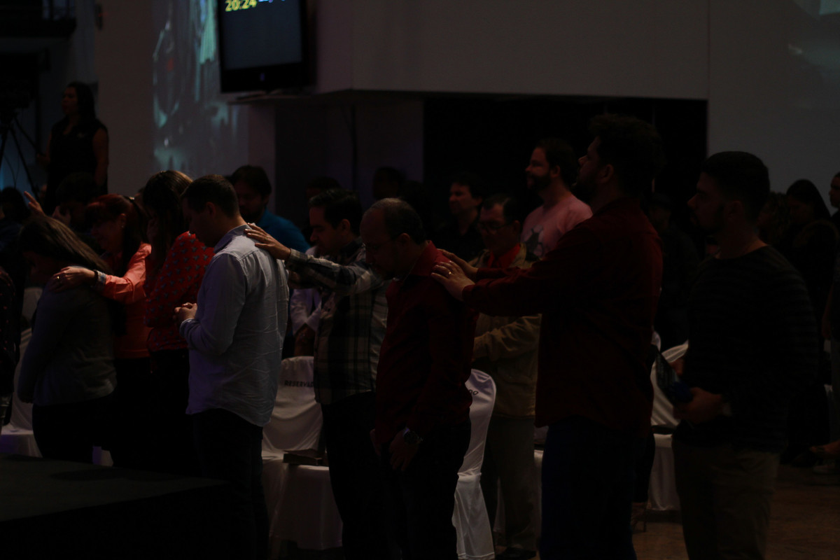 Voltando para Cristo na Igreja Missão Praia da Costa pelo fotógrafo Douglas Maia