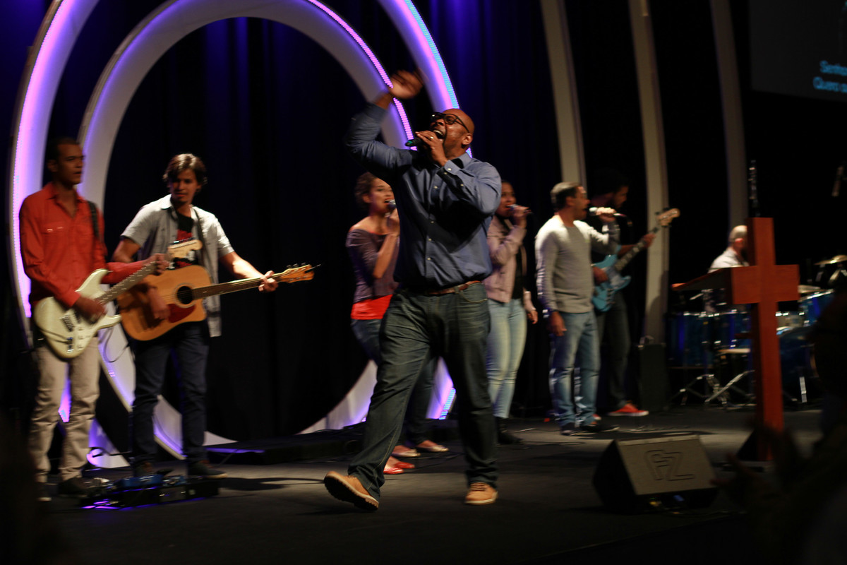 Cantando para o Pai pelo fotógrafo Douglas Maia