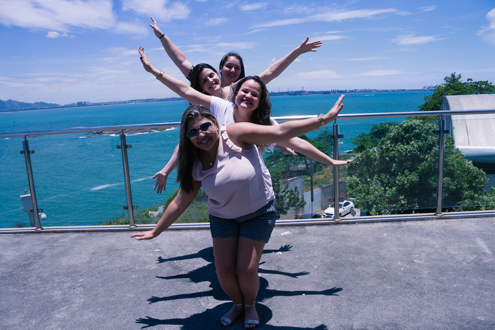 Mulheres do grupo Up da Igreja Missão Praia da Costa pelo fotógrafo Douglas Maia