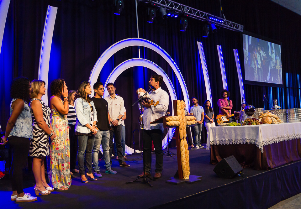 Pastor Simonton e família de menina Igreja Missão Praia da Costa pelo fotógrafo Douglas Maia
