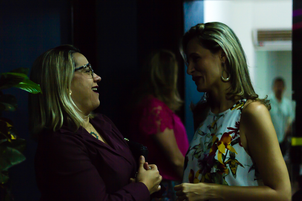 Amizade faz parte da Igreja Missão Praia da Costa pelo fotógrafo Douglas Maia