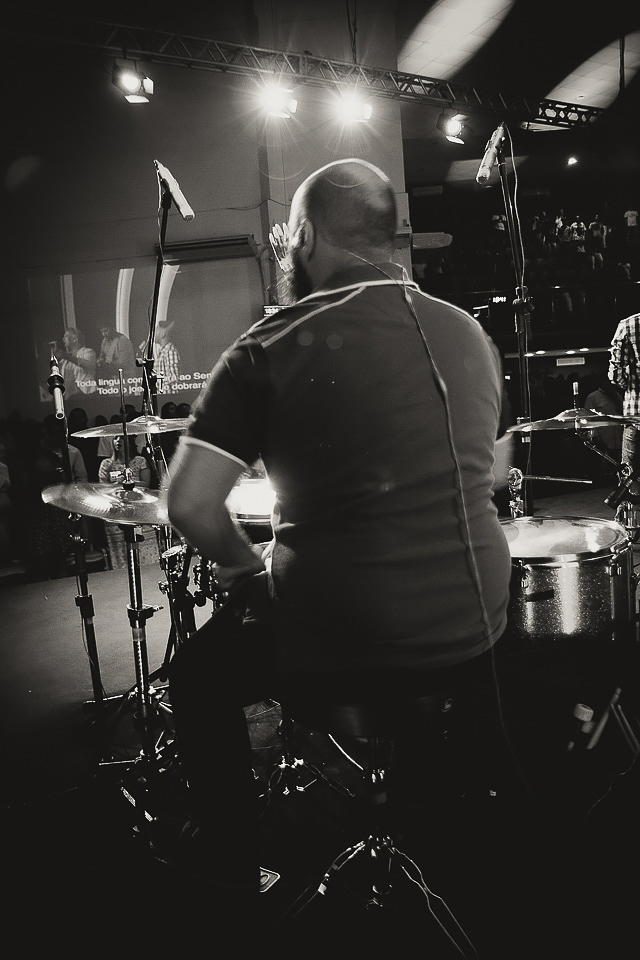 Louvor abençoado na Igreja Missão Praia da Costa pelo fotógrafo Douglas Maia